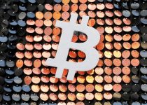 استاندارد چارترد می گوید بیت کوین تا پایان سال 2024 چهار برابر می شود و به 120000 دلار می رسد.